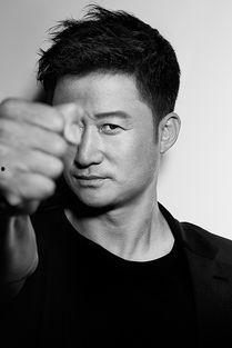 吴京满族吃瓜,揭秘满族美食背后的故事  第1张